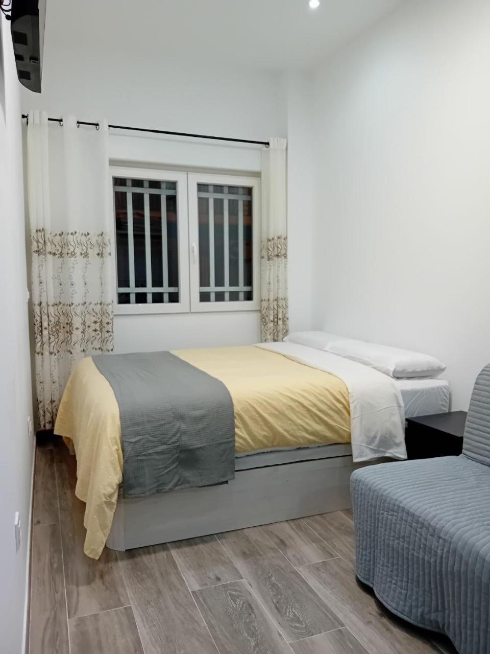 Smart Suite Мадрид Екстер'єр фото
