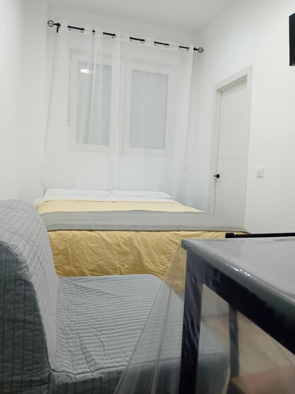 Smart Suite Мадрид Екстер'єр фото
